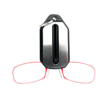 Cargar imagen en el visor de la galería, Clip Nose Reading Glasses Mini Folding Reading Glasses Men and Women With Key chain
