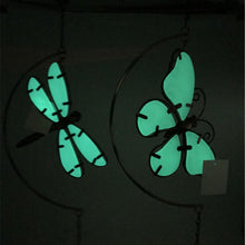 Cargar imagen en el visor de la galería, Luminous Wind Chimes Butterfly Dragonfly Hanging Pendant Garden Balcony Bell Decoration
