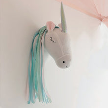 Cargar imagen en el visor de la galería, Nursery Plush Unicorn Head Wall Decor Animal Statues Sculptures for Children Room Wall Hanging Decor Birthday Party Christmas
