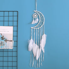 Cargar imagen en el visor de la galería, Moon Feather Dream Catcher Exquisite Handmade Moon Car Pendant Bedroom Dormitory Home Decoration dreamcatcher children room new
