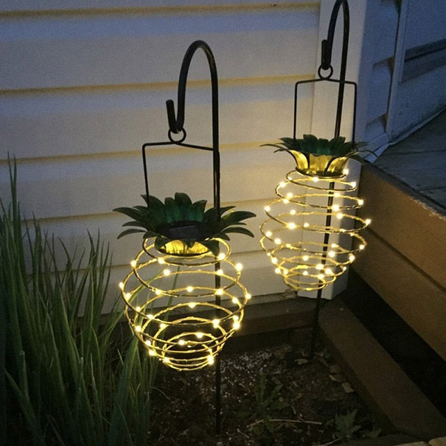 Waterproof Solar Iron Pineapple Garden Lights Solar Path Lights Hanging Pineapple Lantern Decorative Wall Lamp Night Lights